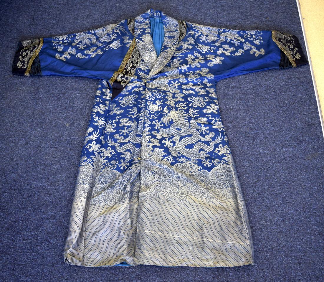 A GOOD MID 19TH CENTURY CHINESE KESI TYPE SILKWORK (1 of 10)