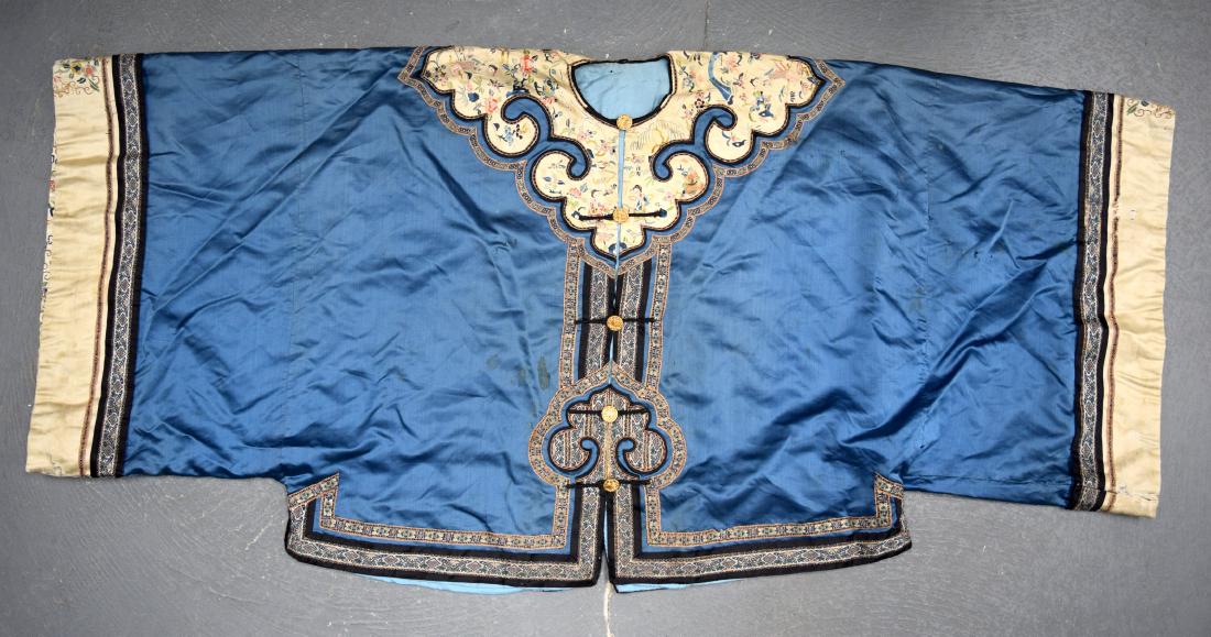 A LATE 19TH CENTURY CHINESE BLUE SILK WORK JACKET (1 of 8)