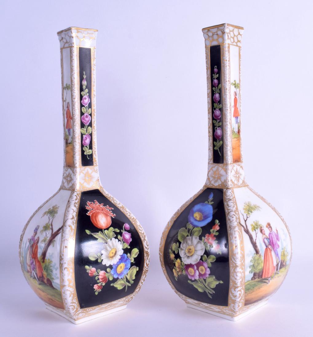A PAIR OF 19TH CENTURY GERMAN PORCELAIN BOTTLE NECK (1 of 3)