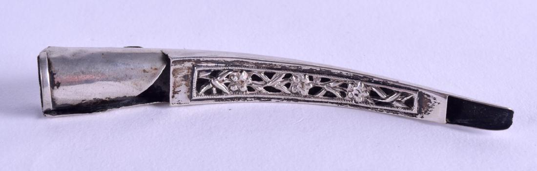 AN UNUSUAL 19TH CENTURY CHINESE SILVER CLAW FINGER with (1 of 2)