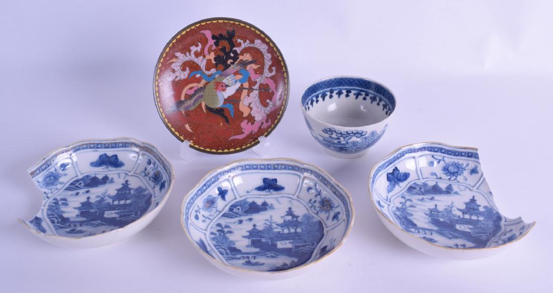 A LATE 19TH CENTURY JAPANESE MEIJI PERIOD CLOSIONNE (1 of 2)