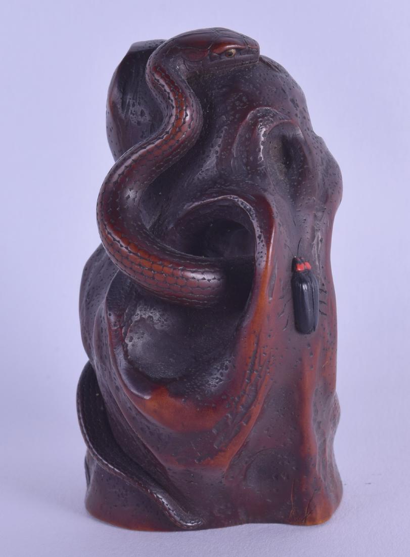 A LOVELY 19TH CENTURY JAPANESE MEIJI PERIOD CARVED BOX (1 of 3)