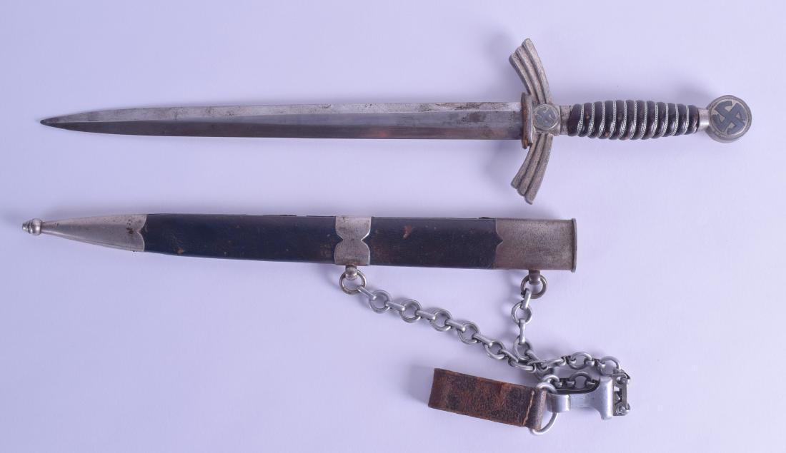A GERMAN ROBERT KLAAS SOLINGEN MILITARY DAGGER. 48 cm (1 of 3)