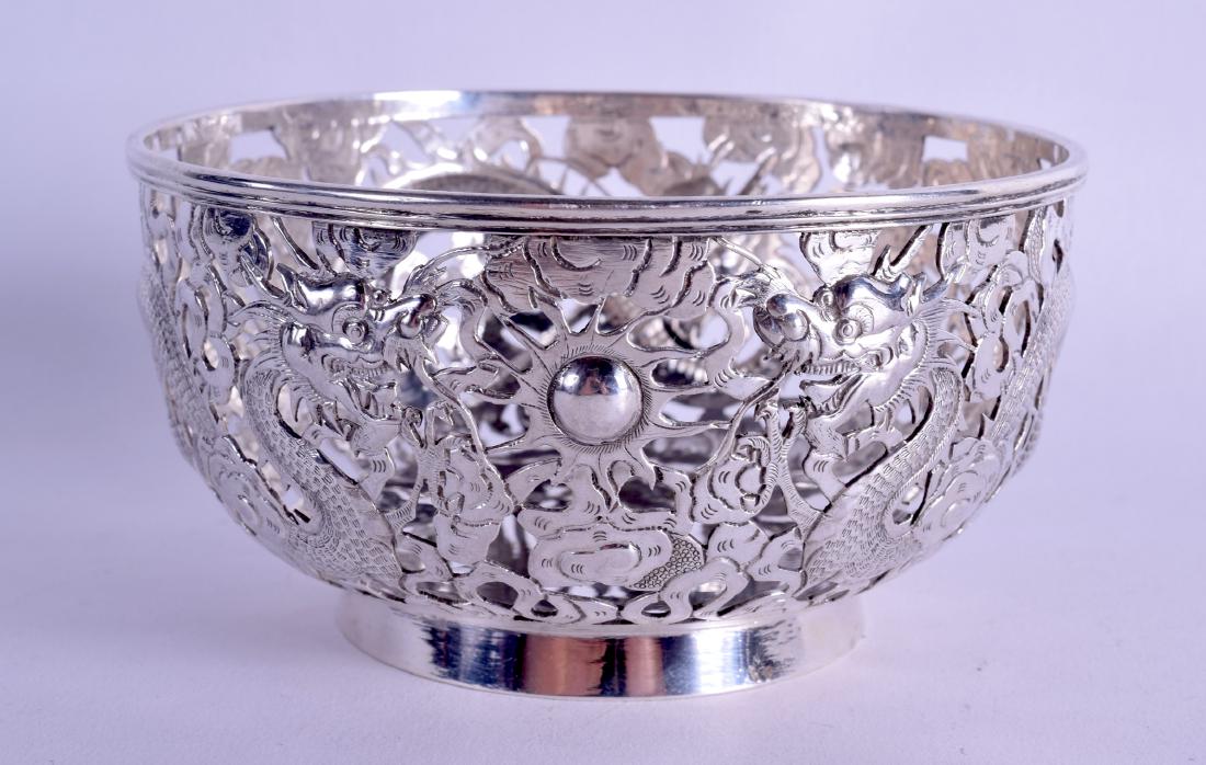 A GOOD 19TH CENTURY CHINESE EXPORT OPEN WORK PIERCED (1 of 4)