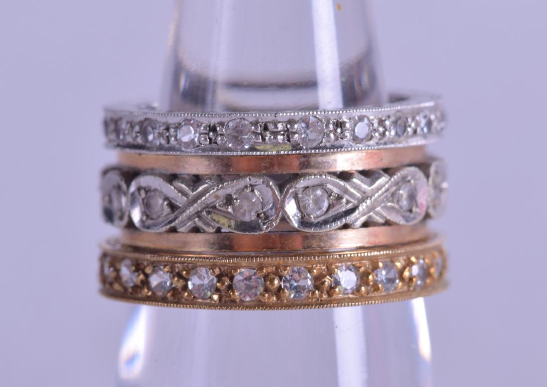 THREE ANTIQUE GOLD RINGS. (3) (1 of 2)