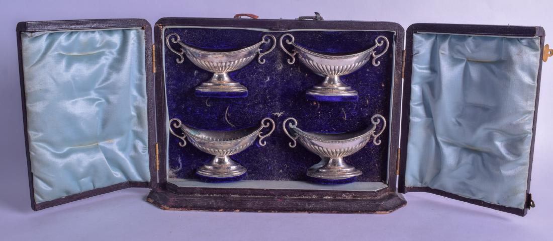 A CASED SET OF EDWARDIAN SILVER PLATED TWIN HANDLED (1 of 1)