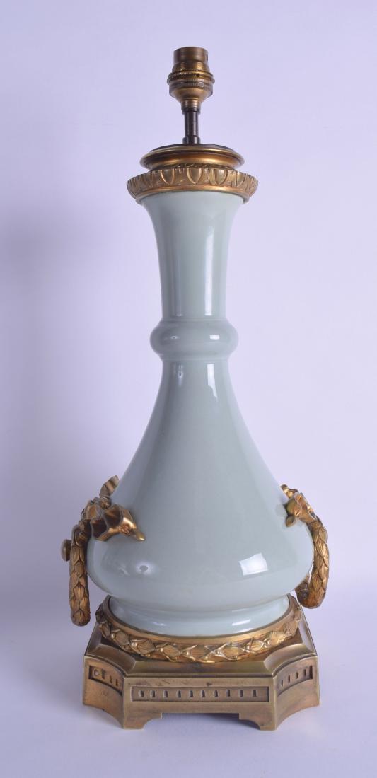 A GOOD 19TH CENTURY CHINESE CELADON BULBOUS PORCELAIN (1 of 3)