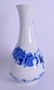 A 17TH/18TH CENTURY CHINESE BLUE AND WHITE PORCELAIN - 2