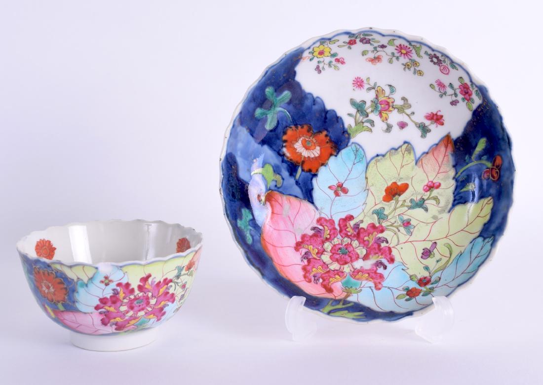 AN 18TH CENTURY CHINESE EXPORT 'PSUEDO TOBACCO LEAF' (1 of 3)