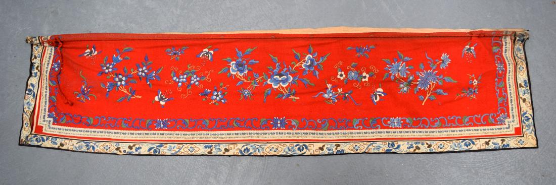 A LATE 19TH CENTURY CHINESE RED EMBROIDERED SILK BANNER (1 of 4)