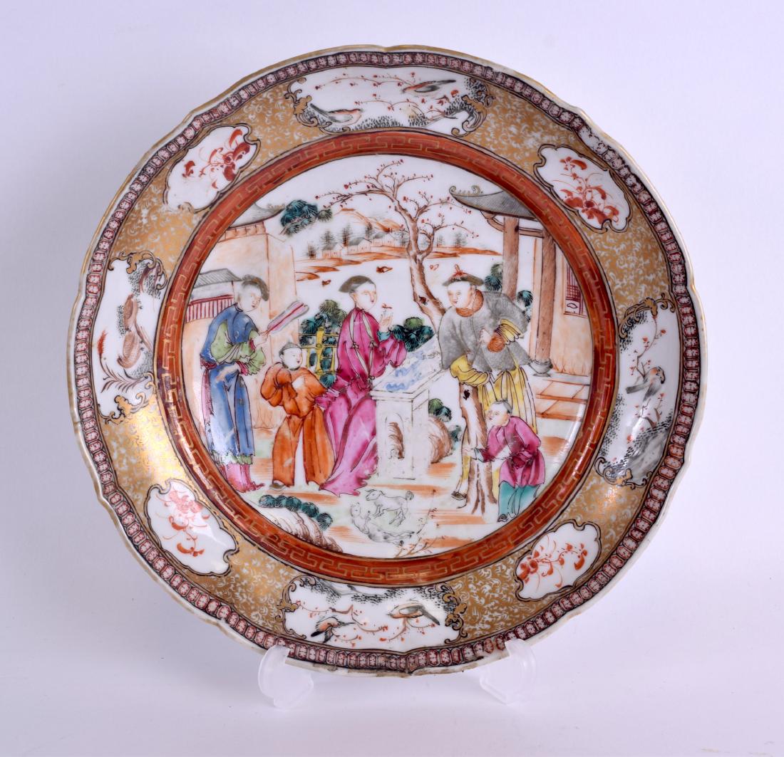 AN 18TH CENTURY CHINESE EXPORT FAMILLE ROSE MANDARIN (1 of 2)