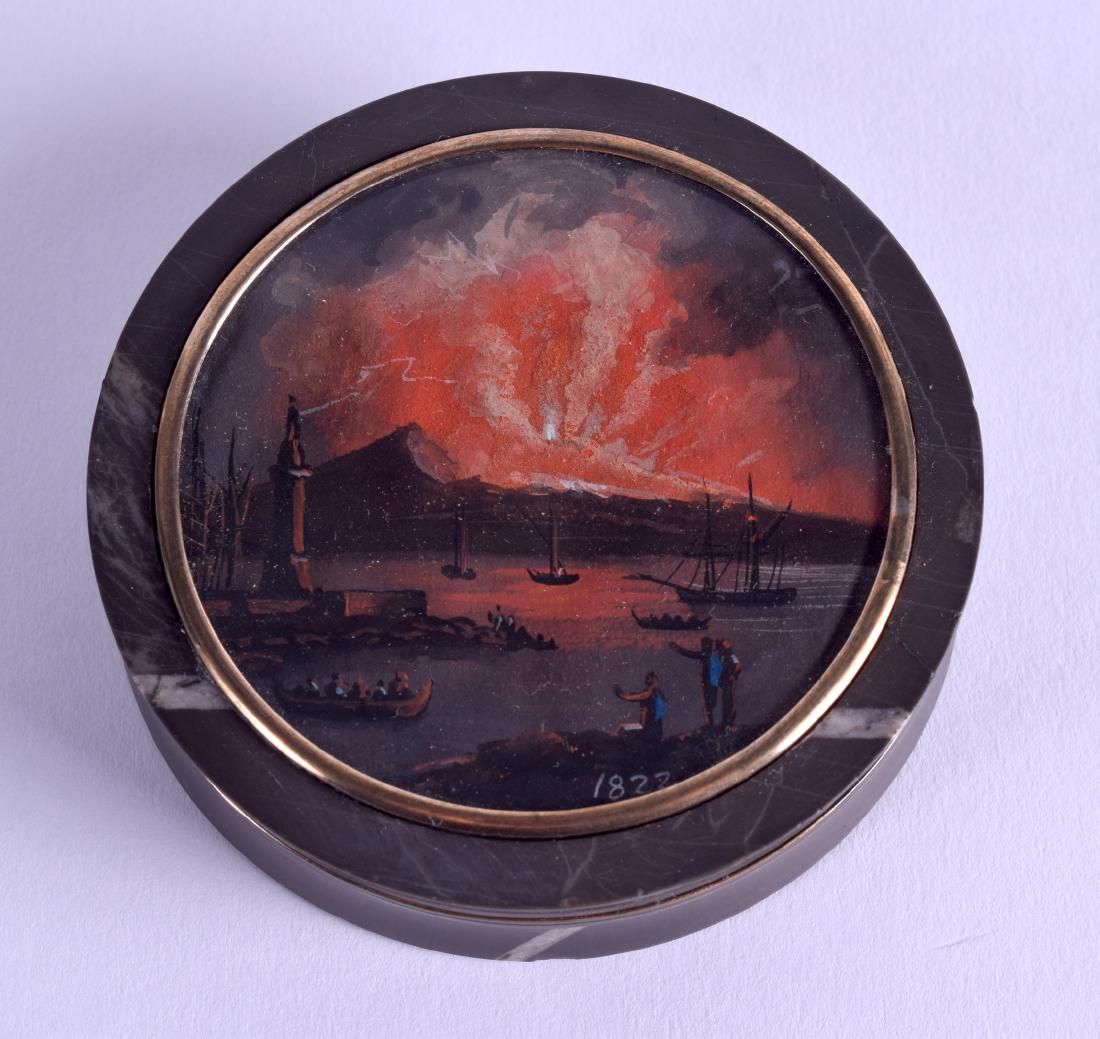 A VERY RARE EARLY 19TH CENTURY NEAPOLITAN SNUFF BOX AND (1 of 3)