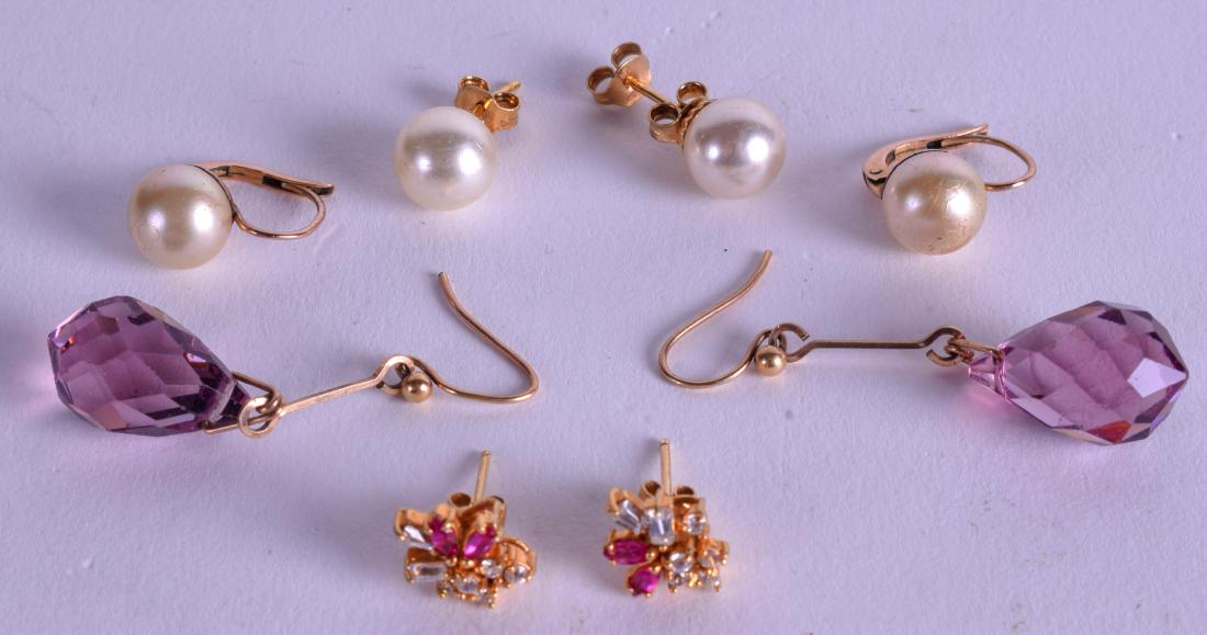 FOUR PAIRS OF GOLD EARRINGS. 16 grams. (8) (1 of 1)