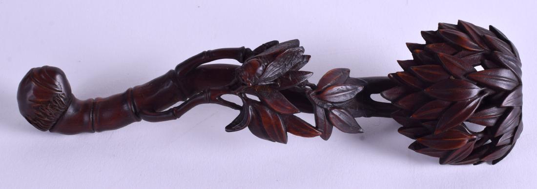 A CHINESE BOXWOOD SCEPTRE. 17 cm long. (1 of 2)