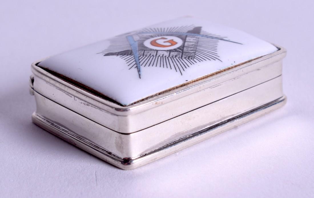 A MASONIC SILVER BOX. 3.25 cm wide. (1 of 5)