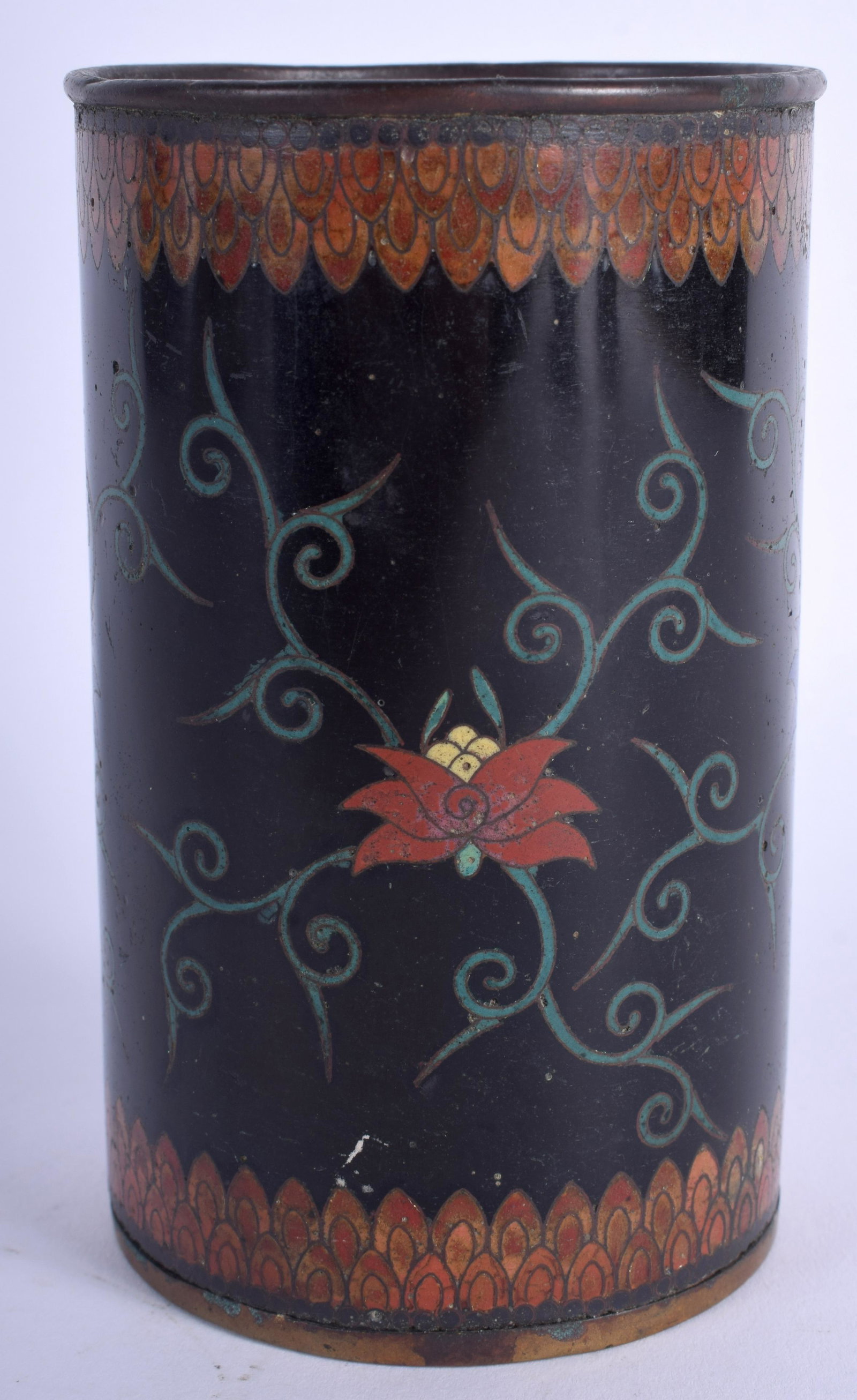 A 19TH CENTURY JAPANESE MEIJI PERIOD CLOISONNE ENAMEL: A 19TH CENTURY JAPANESE MEIJI PERIOD CLOISONNE ENAMEL BRUSH POT decorated with foliage. 12.5 cm high.