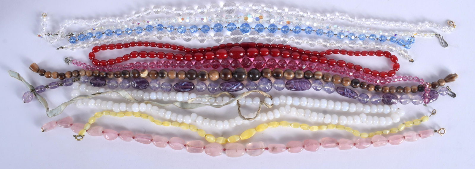 VINTAGE COSTUME JEWELLERY. (qty) (1 of 1)