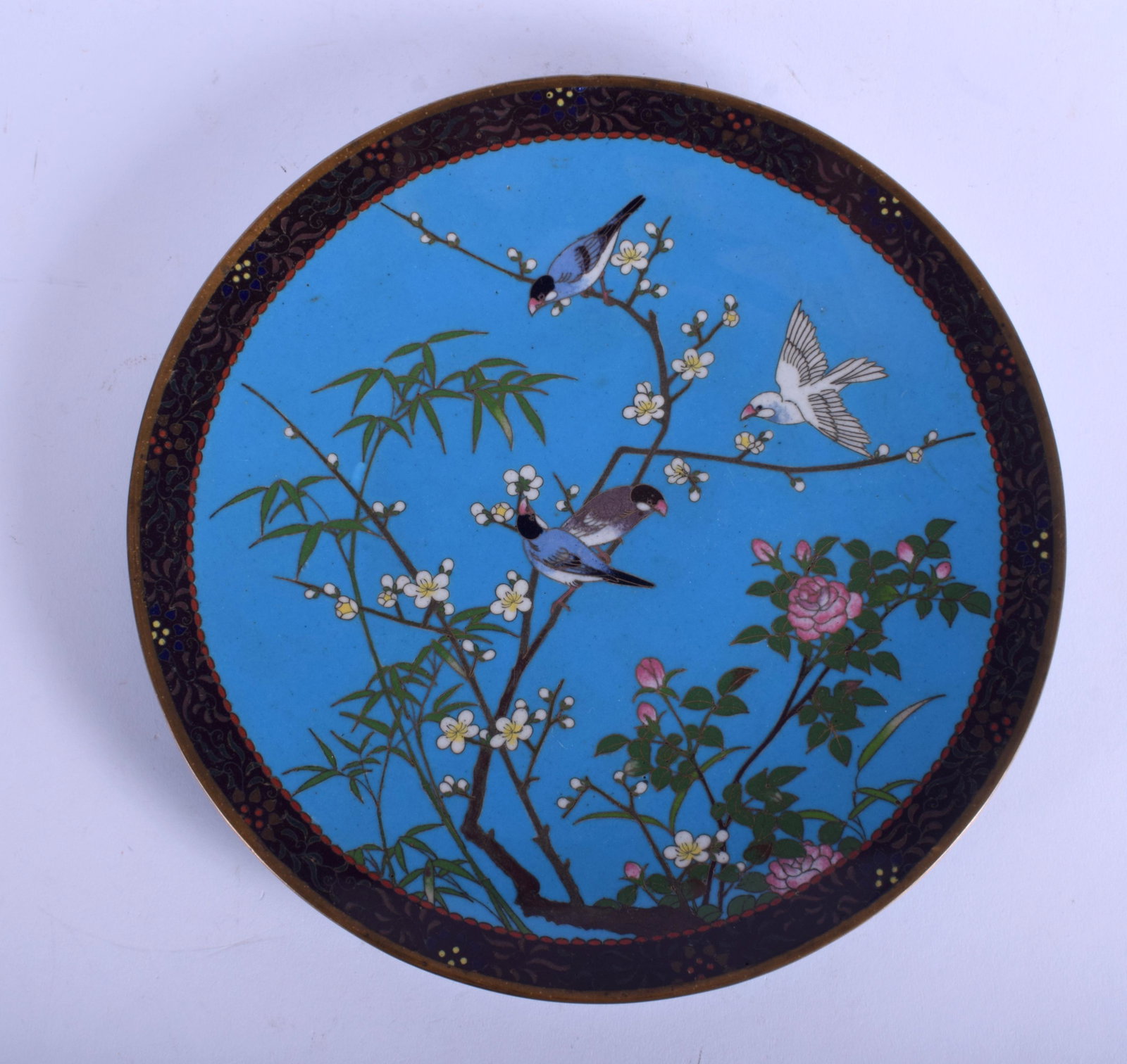A FINE EARLY 20TH CENTURY JAPANESE MEIJI PERIOD: A FINE EARLY 20TH CENTURY JAPANESE MEIJI PERIOD CLOISONNE ENAMEL DISH decorated with birds and flowers. 24.5 cm diameter.