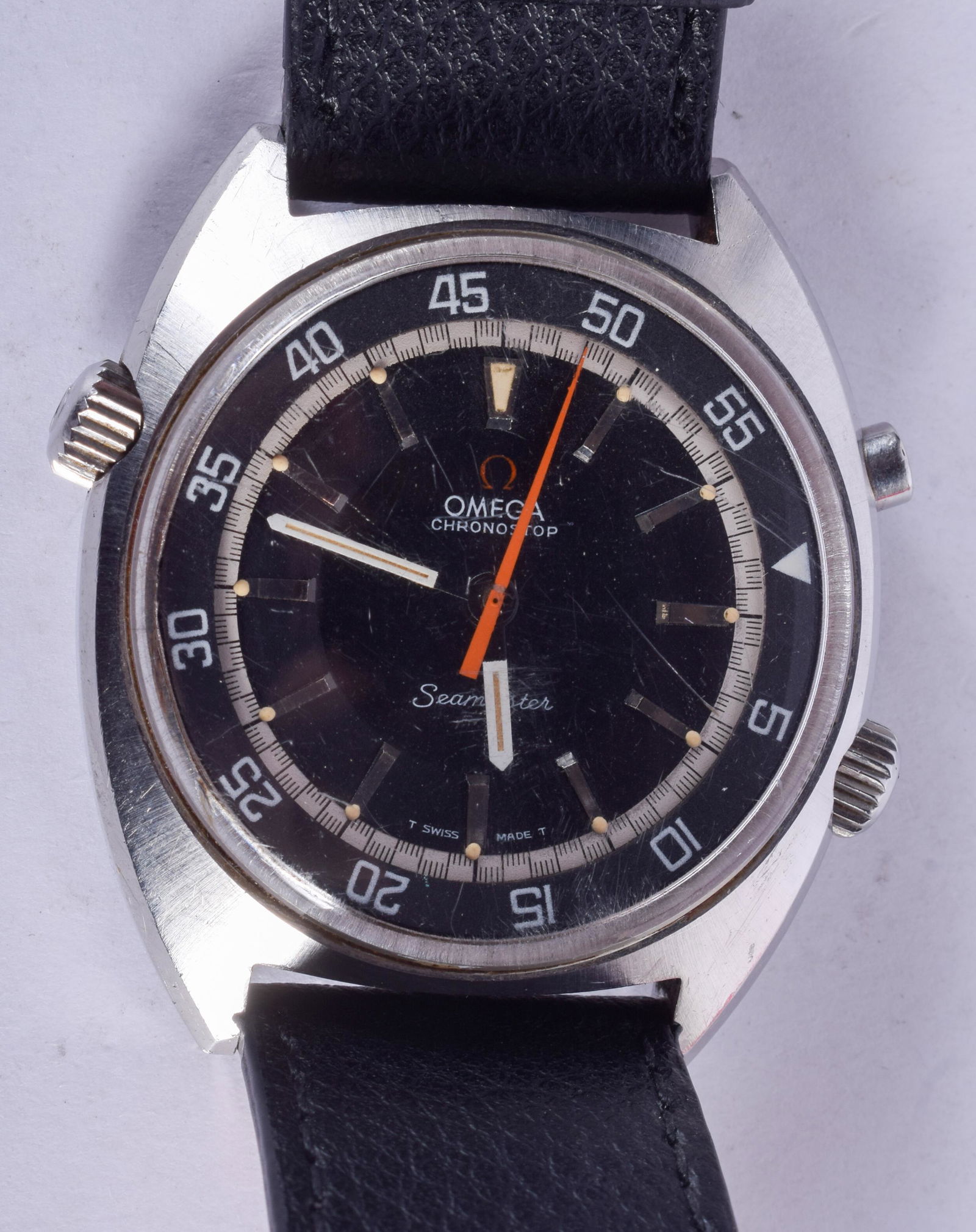A VINTAGE OMEGA CHRONOSTOP SEAMASTER WRISTWATCH. 4 cm (1 of 4)
