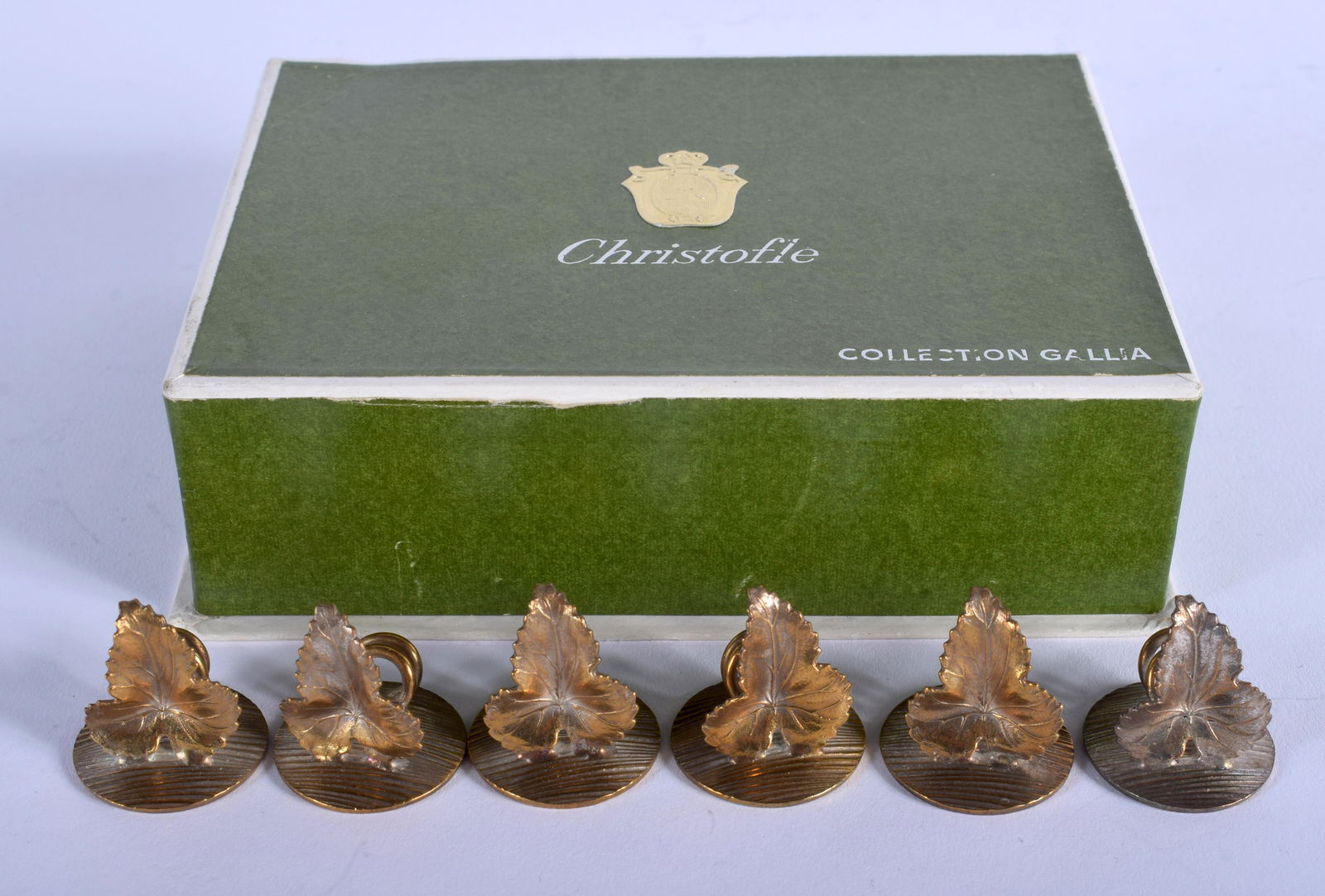 A SET OF SIX CRISTOFLE FRENCH MENU HOLDERS. 1.5 cm: A SET OF SIX CRISTOFLE FRENCH MENU HOLDERS. 1.5 cm wide.