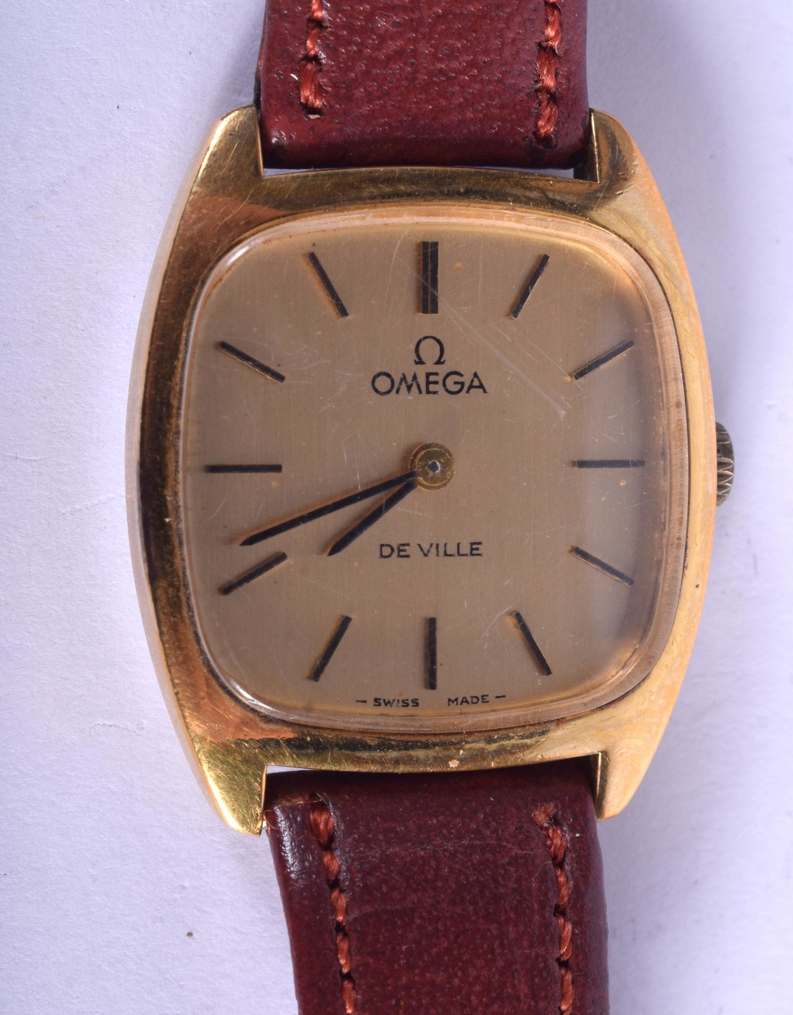 AN OMEGA GOLD PLATED DE VILLE WRISTWATCH. 2.25 cm wide.: AN OMEGA GOLD PLATED DE VILLE WRISTWATCH. 2.25 cm wide.