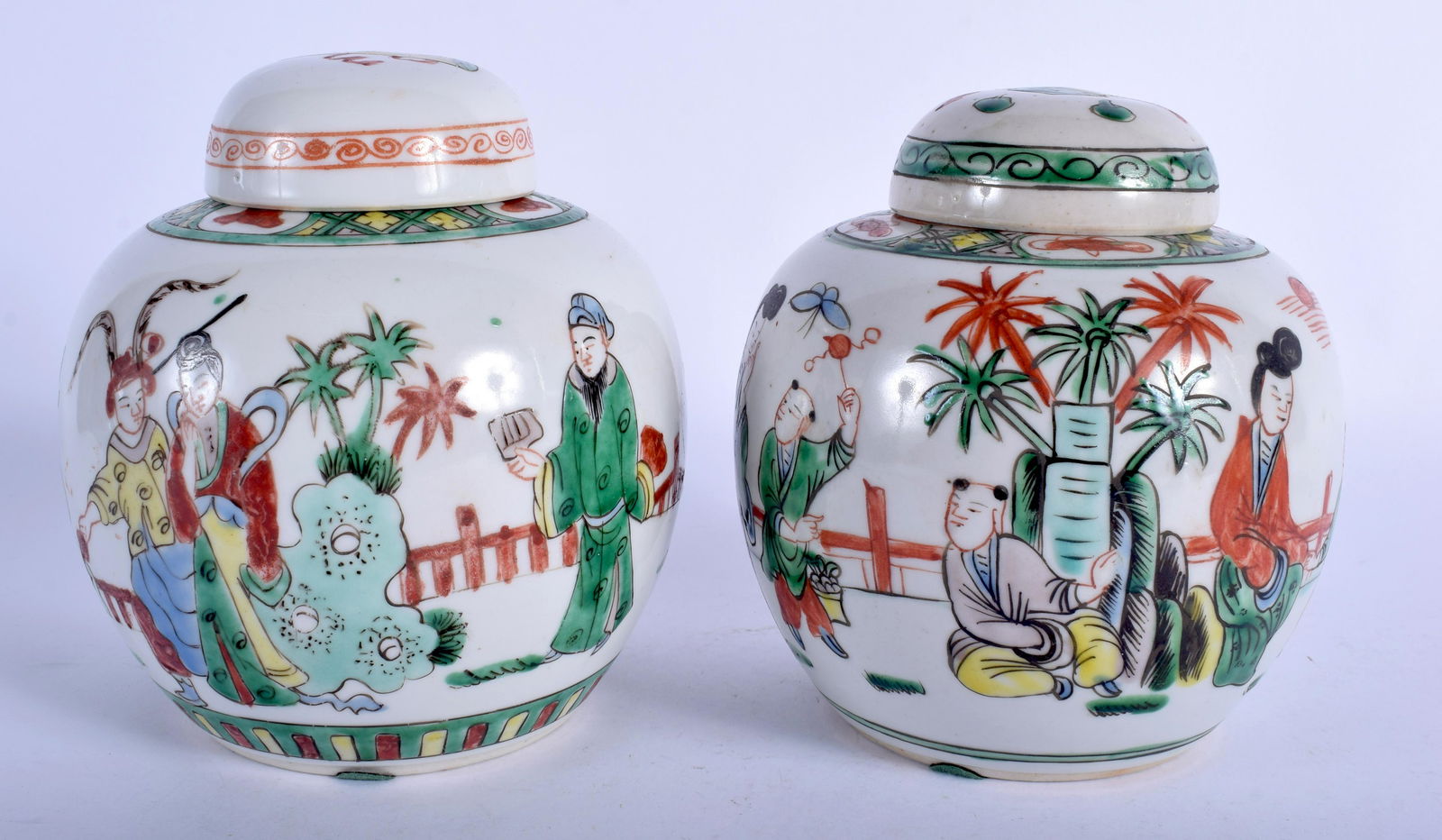 A NEAR PAIR OF EARLY 20TH CENTURY CHINESE FAMILLE VERTE (1 of 4)