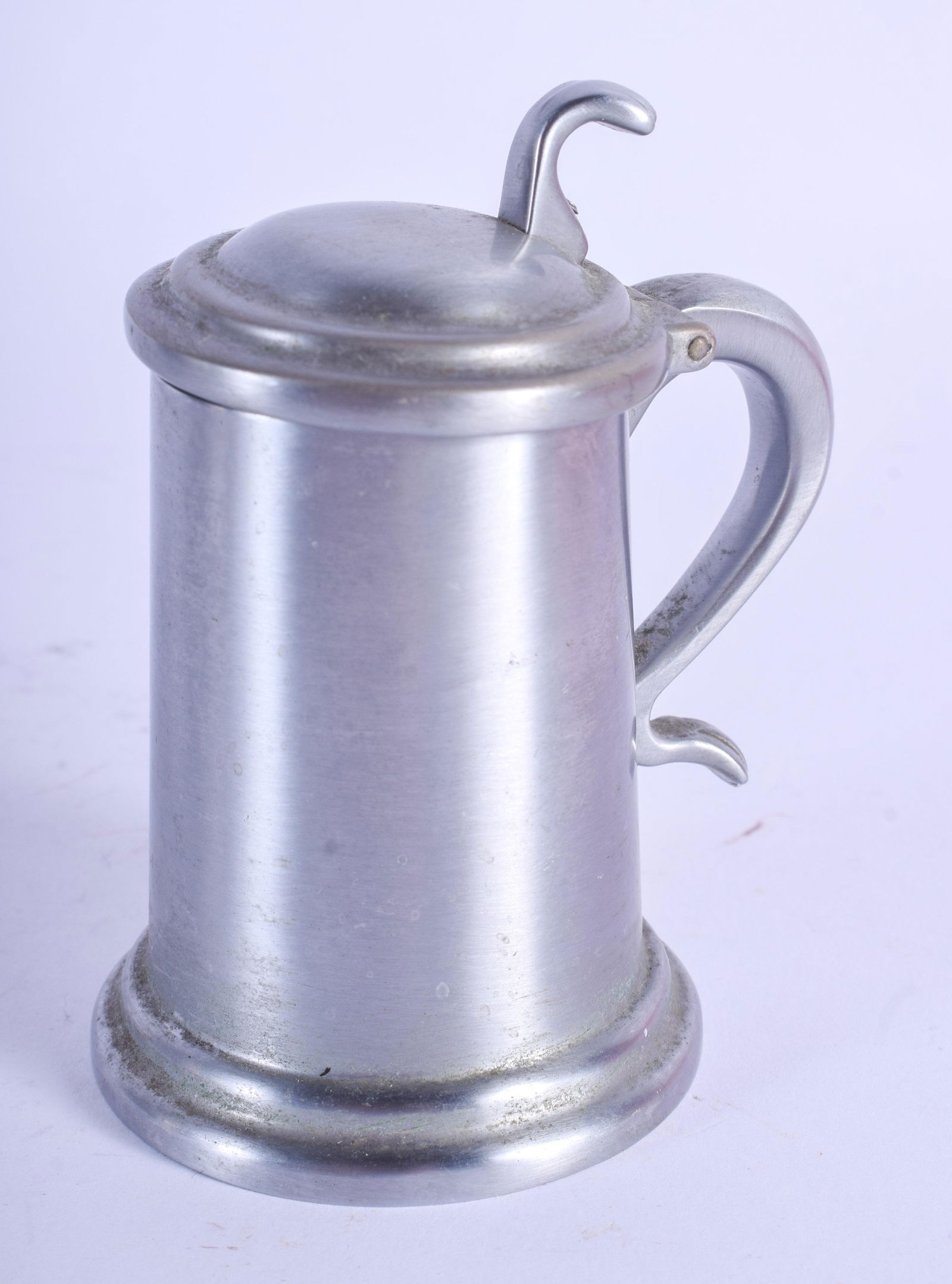 A VINTAGE DUNHILL LIGHTER. 8 cm high.: A VINTAGE DUNHILL LIGHTER. 8 cm high.