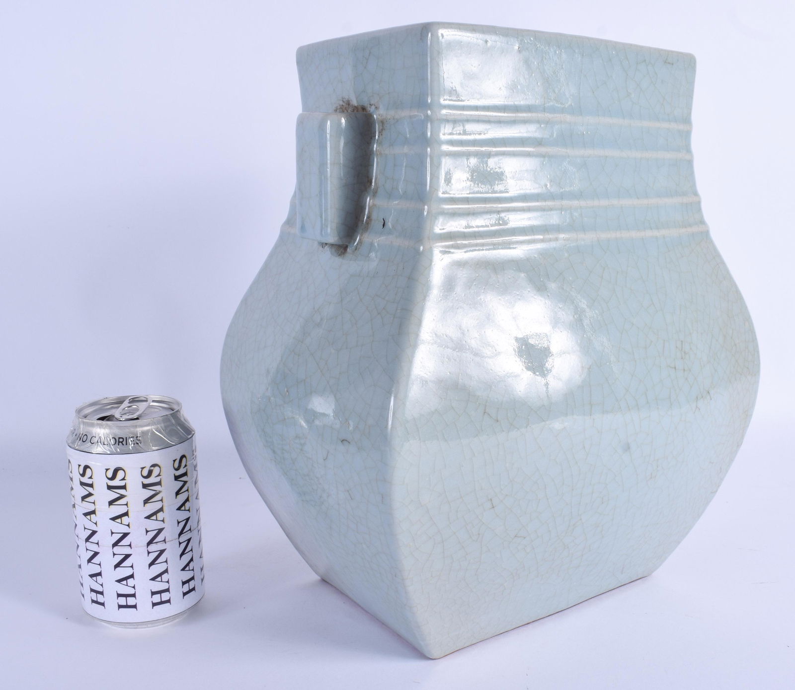 A LARGE 19TH CENTURY CHINESE GE TYPE STONEWARE HU VASE (1 of 7)