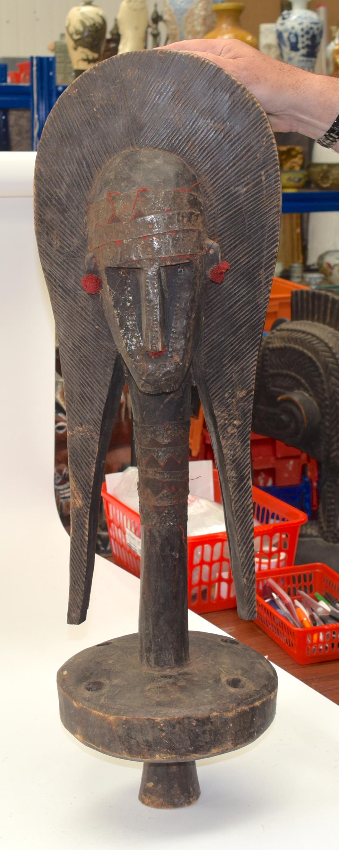 A TRIBAL BAMANA MEREKUN JANUS PUPPET. Mali. 26c: A TRIBAL BAMANA MEREKUN JANUS PUPPET. Mali. 26cm x 24cm x 84cm