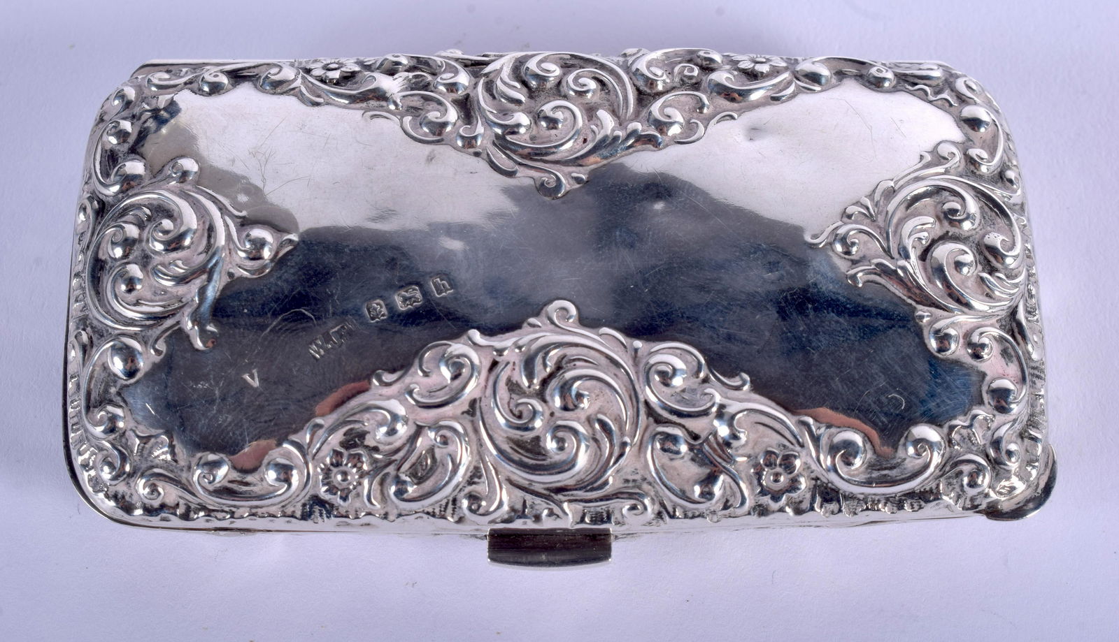 A VINTAGE SILVER PURSE. 9.5 cm x 6 cm. (1 of 4)