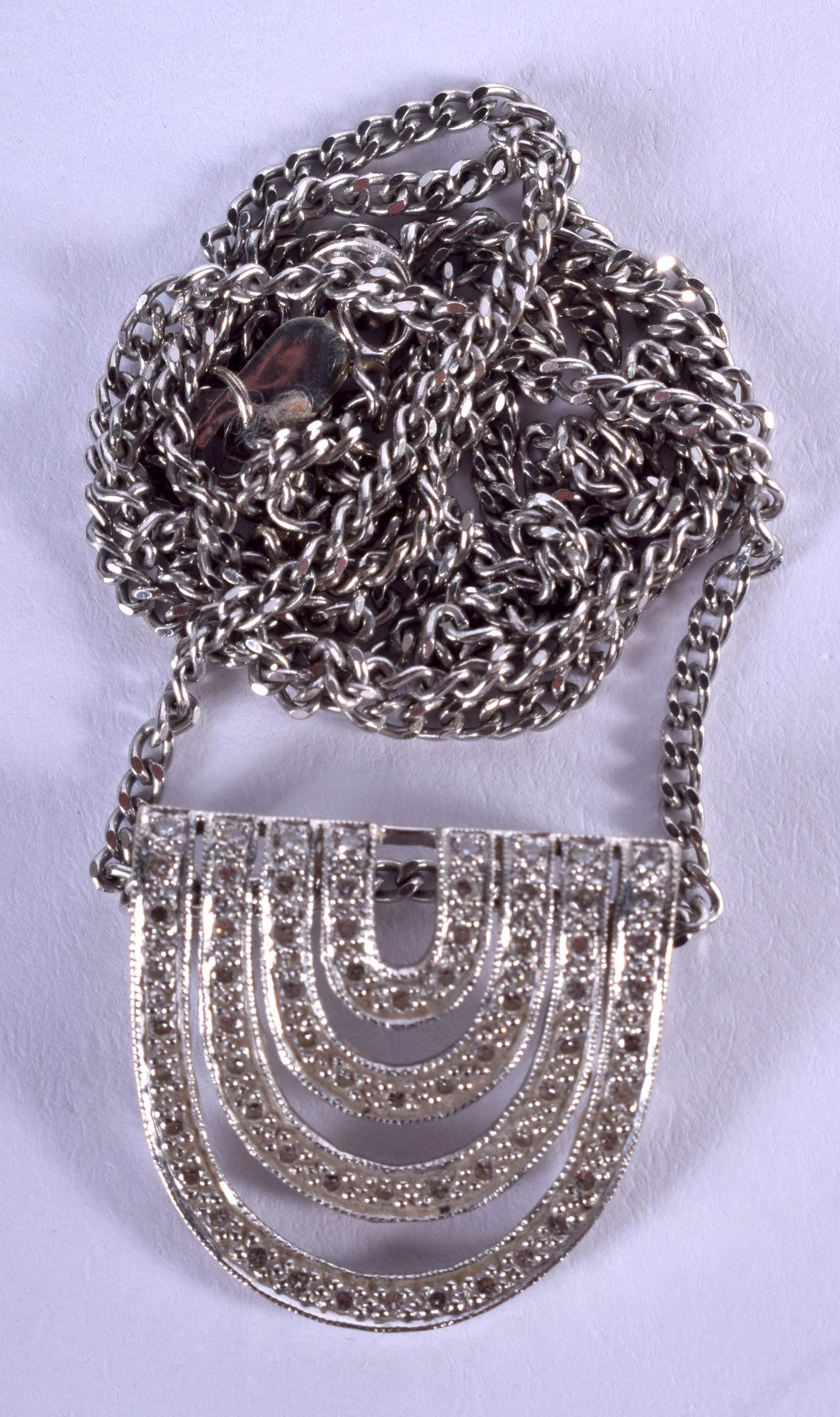 A VINTAGE 18CT WHITE GOLD AND DIAMOND NECKLACE. 8 (1 of 2)