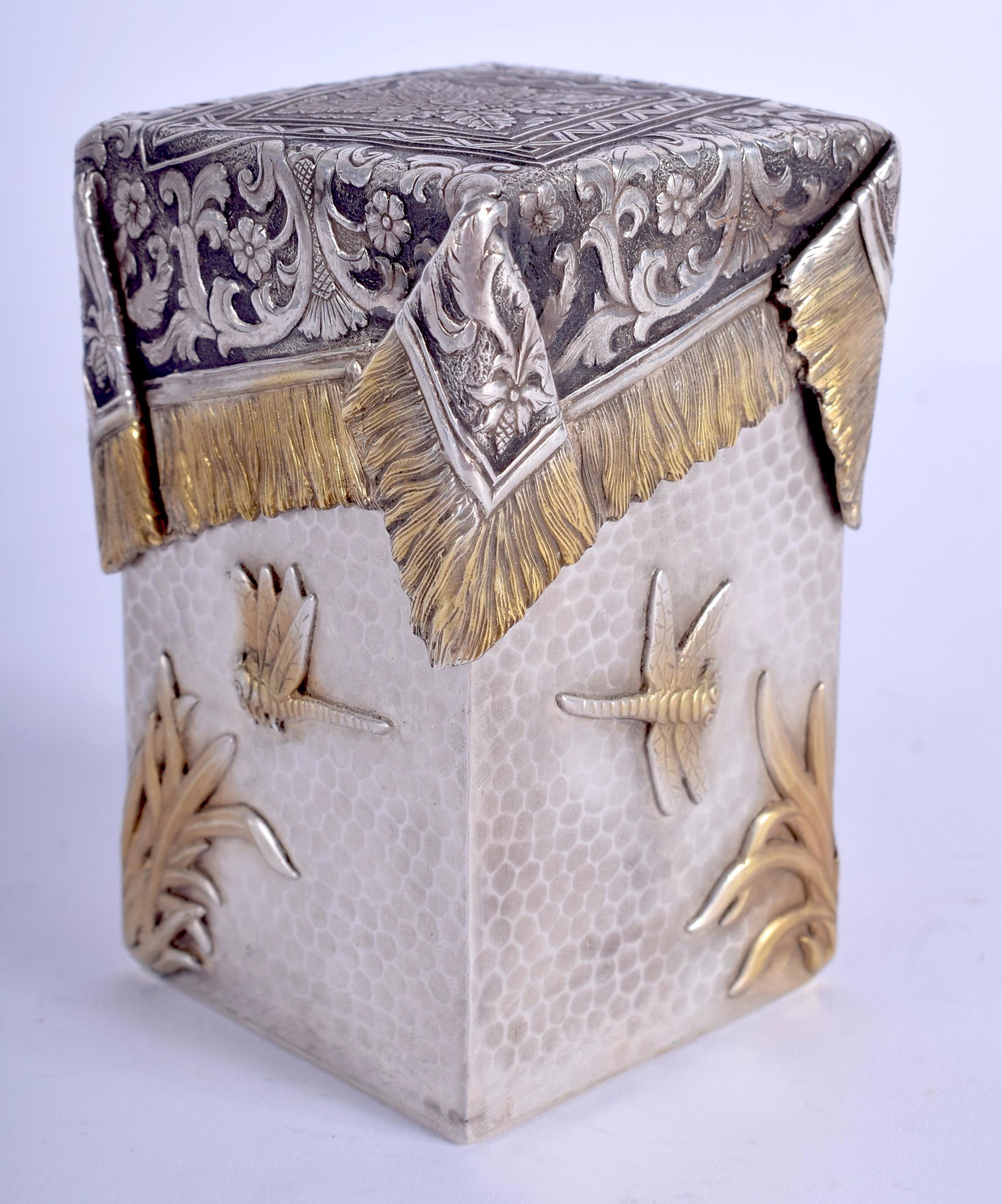 AN UNUSUAL CONTINENTAL SILVER GLT DRAGONFLY BOX A (1 of 6)