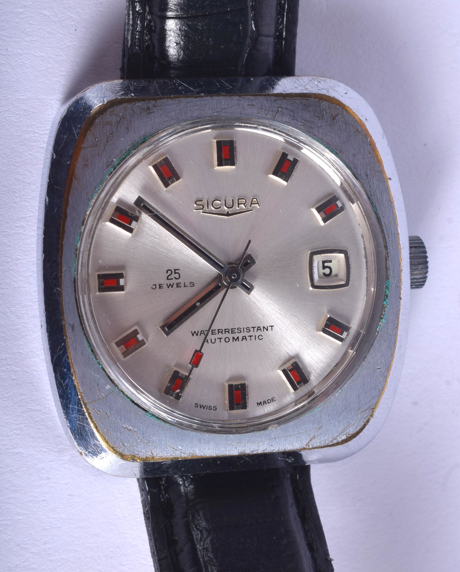 A BOXED VINTAGE SICURA WRISTWATCH. 3.75 cm wide. (1 of 4)