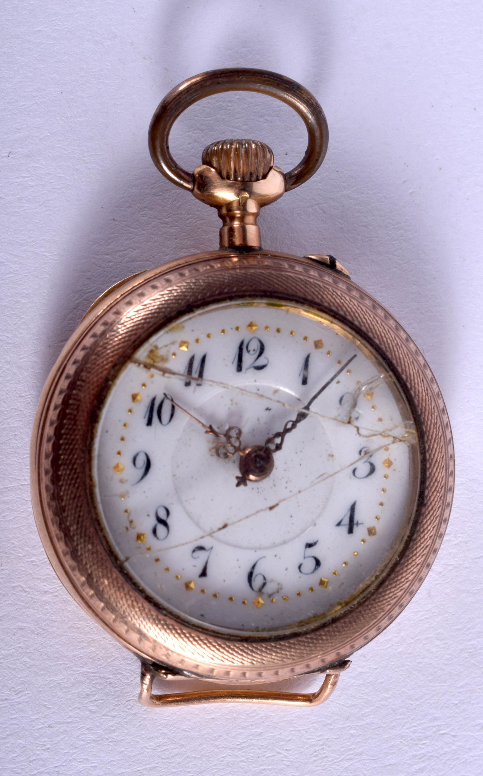 AN EDWARDIAN 14CT GOLD FOB WATCH. 18.8 grams over: AN EDWARDIAN 14CT GOLD FOB WATCH. 18.8 grams overall. 2.5 cm wide.