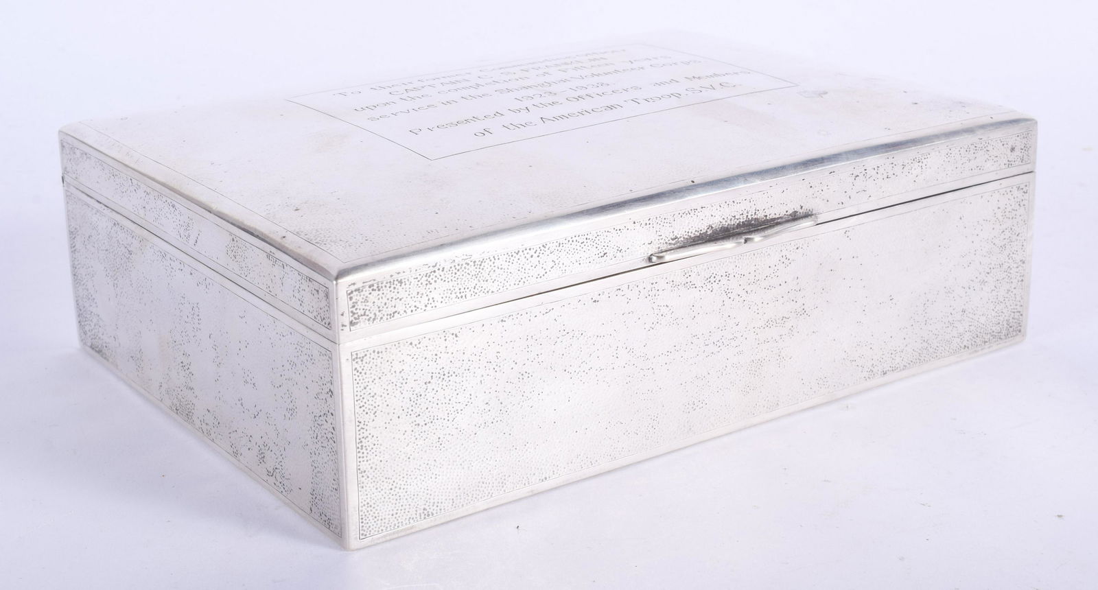 AN EARLY 20TH CENTURY CHINESE EXPORT SILVER MILIT (1 of 6)