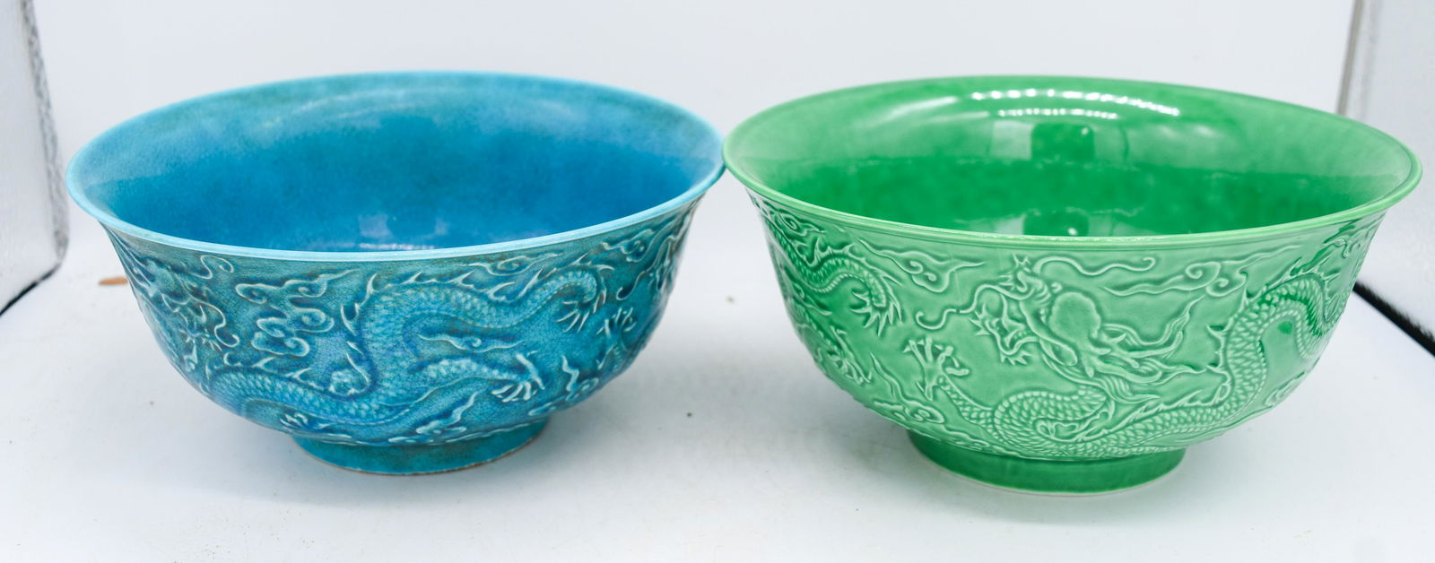 Two Chinese Dragon bowls 15 x 7.5 cm (1 of 2)