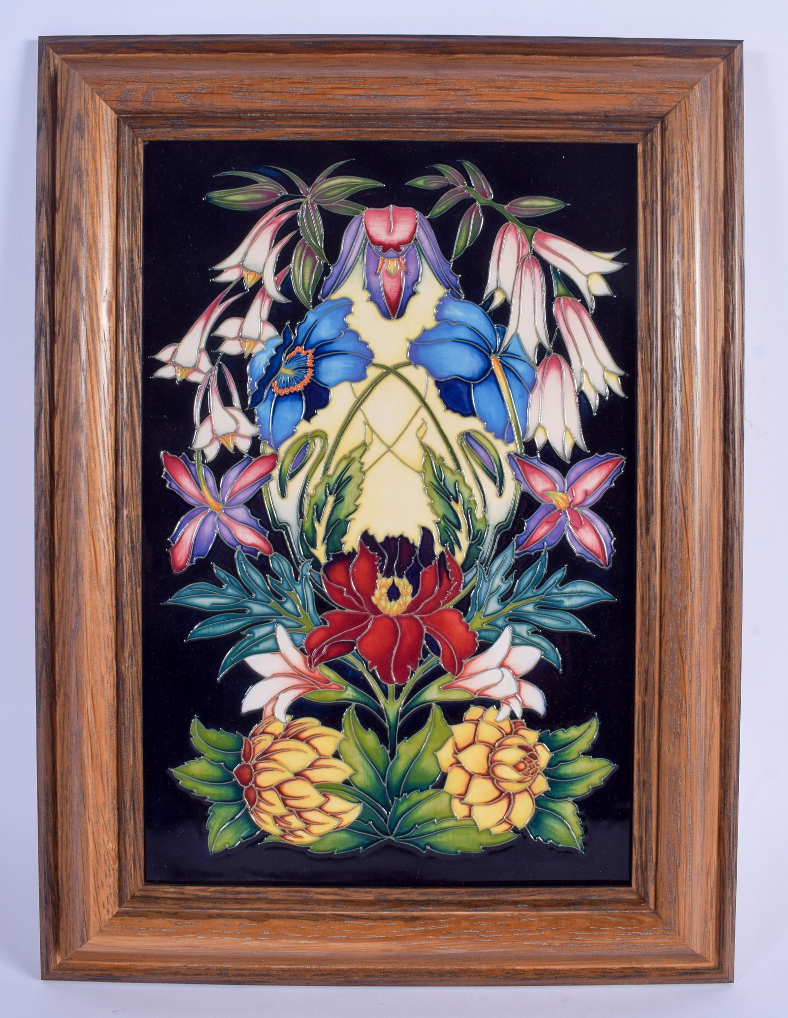 A BOXED MOORCROFT LIMITED EDITION HIDCOTE TILE C2004 NO: A BOXED MOORCROFT LIMITED EDITION HIDCOTE TILE C2004 NO 13 of 250. 21 cm x 30 cm.