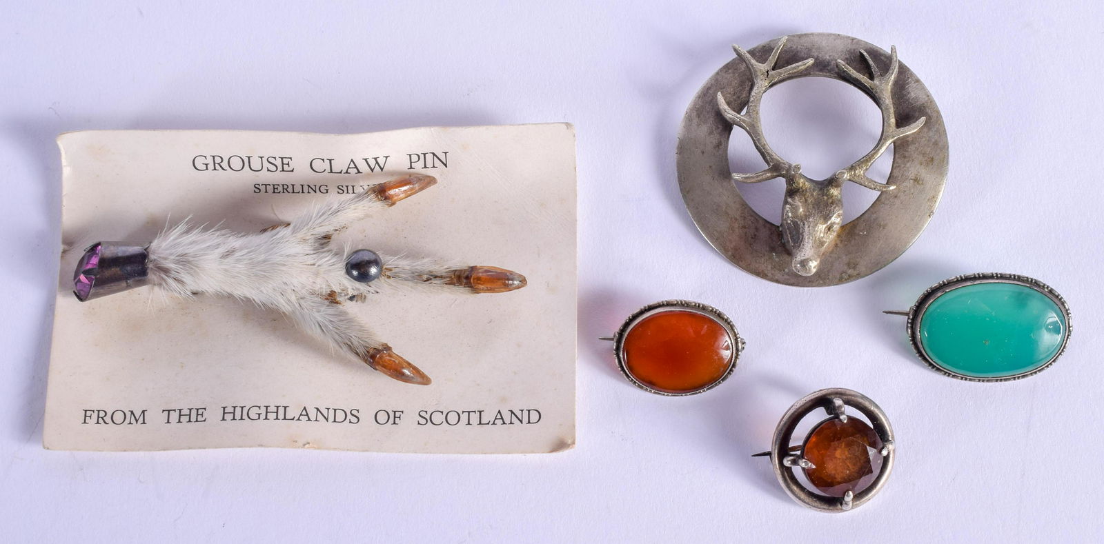 ASSORTED BROOCHES etc. (qty) (1 of 2)