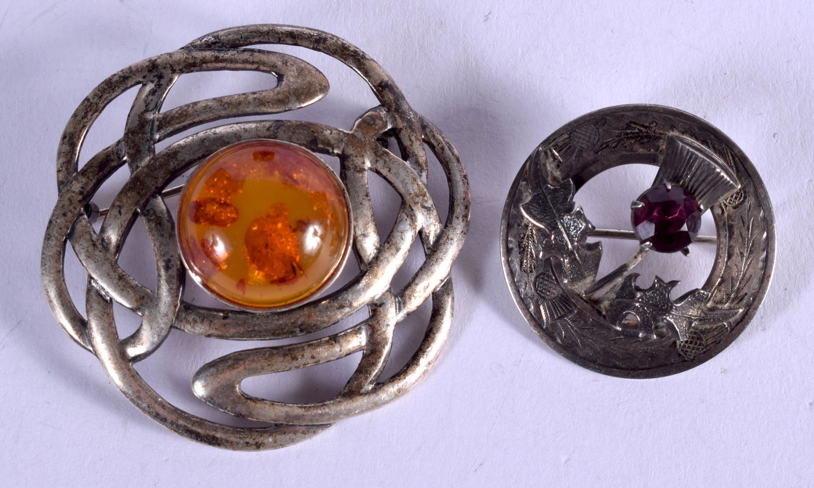 TWO VINTAGE SILVER BROOCHES. Largest 4.5 cm wide. (2) (1 of 3)