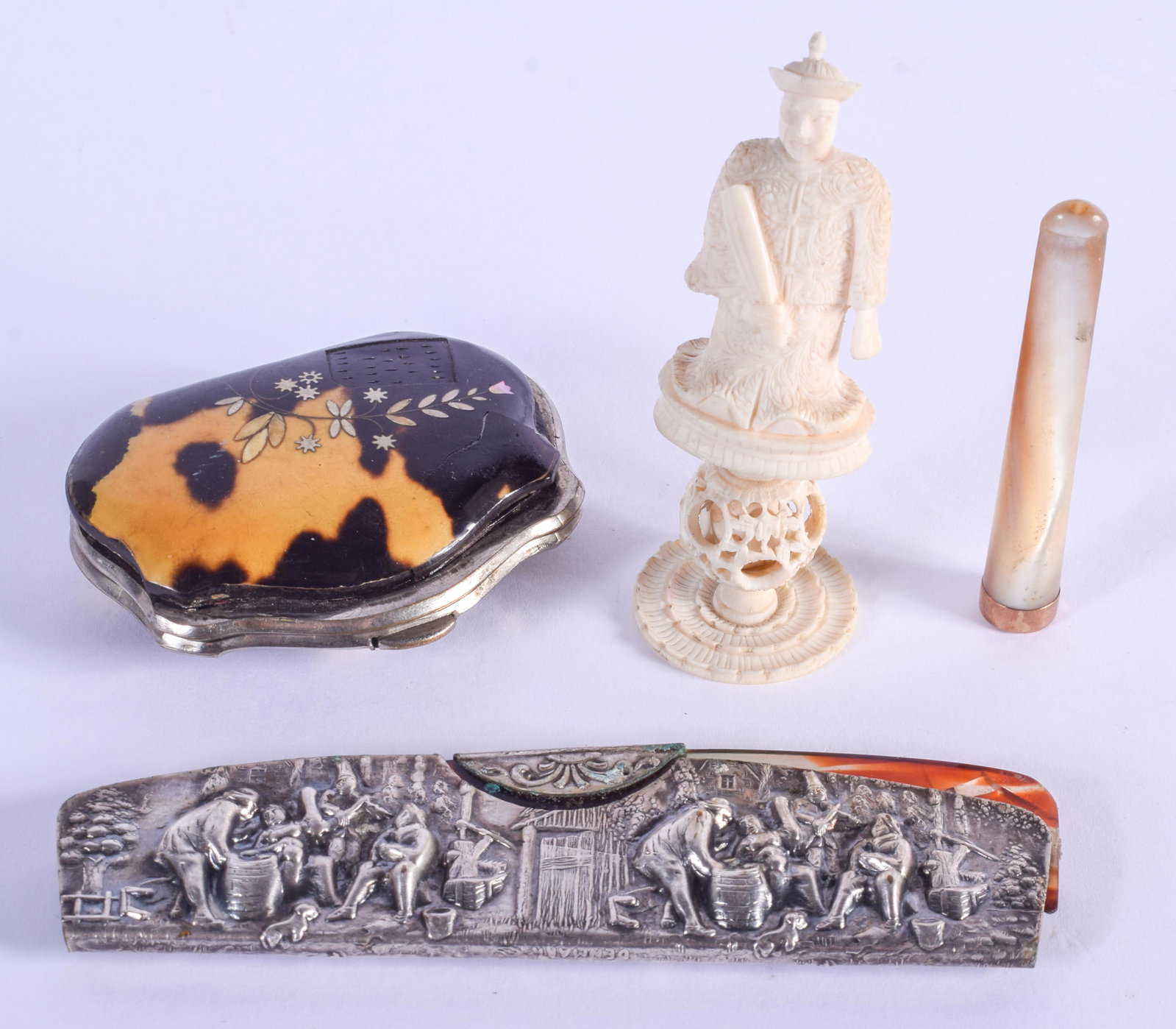 AN ANTIQUE CHINESE BONE CHESS PIECE and a tortoiseshell: AN ANTIQUE CHINESE BONE CHESS PIECE and a tortoiseshell purse etc. (4)