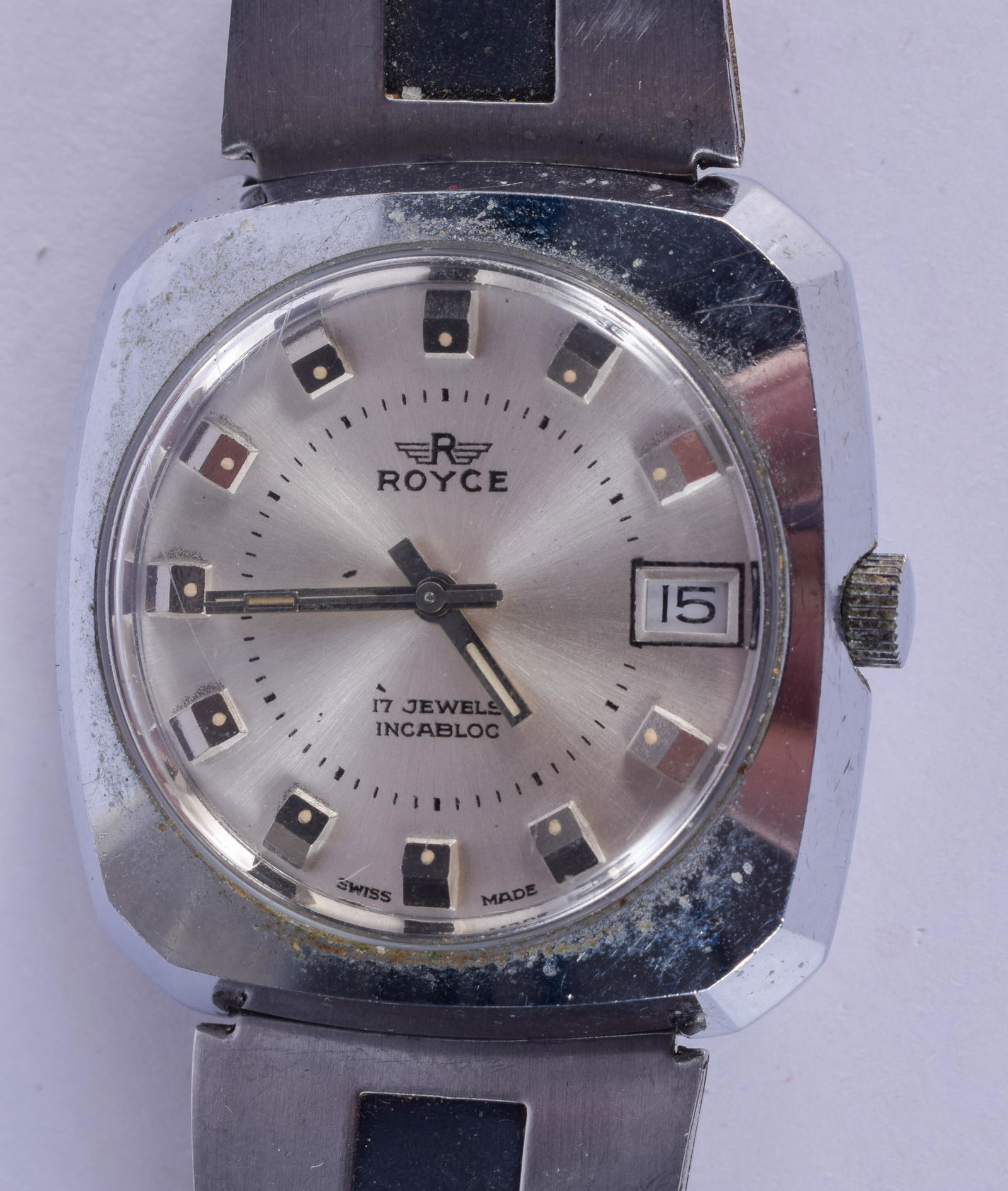 A VINTAGE ROLLS ROYCE INCABLOCK WRISTWATCH. 3.5 cm (1 of 2)