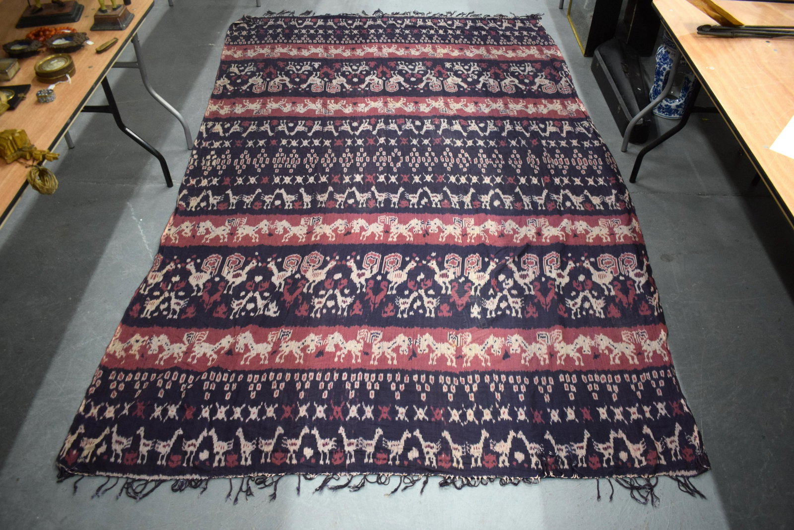 A LARGE INDONESIAN KHAT TEXTILE. 225 cm x 185 cm.: A LARGE INDONESIAN KHAT TEXTILE. 225 cm x 185 cm.