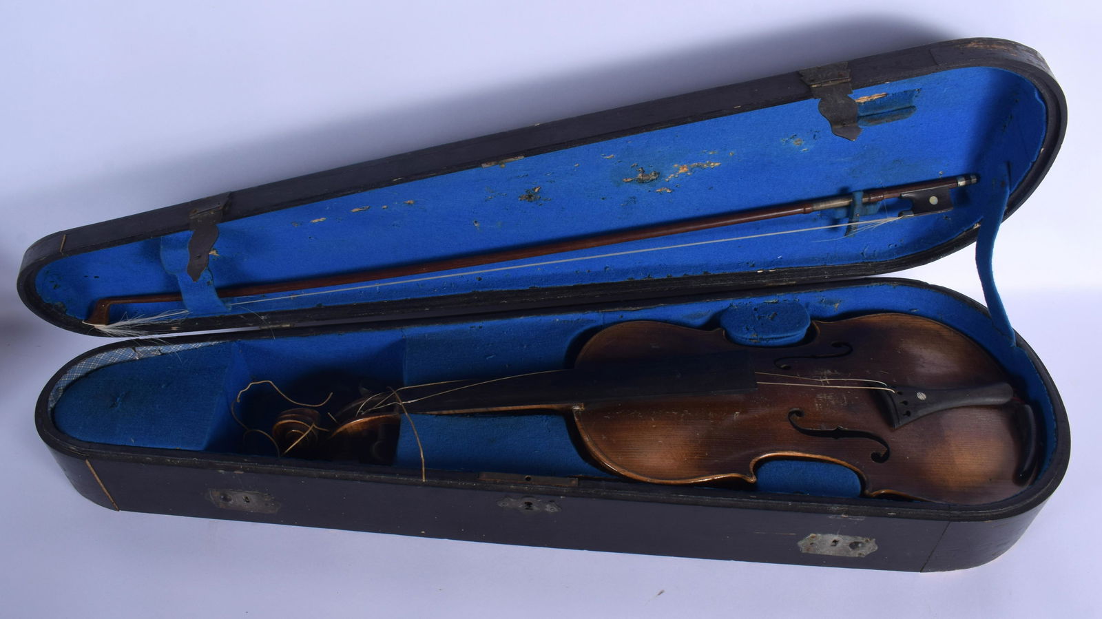 A CASED TWO PIECE BACK VIOLIN with bow. 58 cm long. (2) (1 of 14)