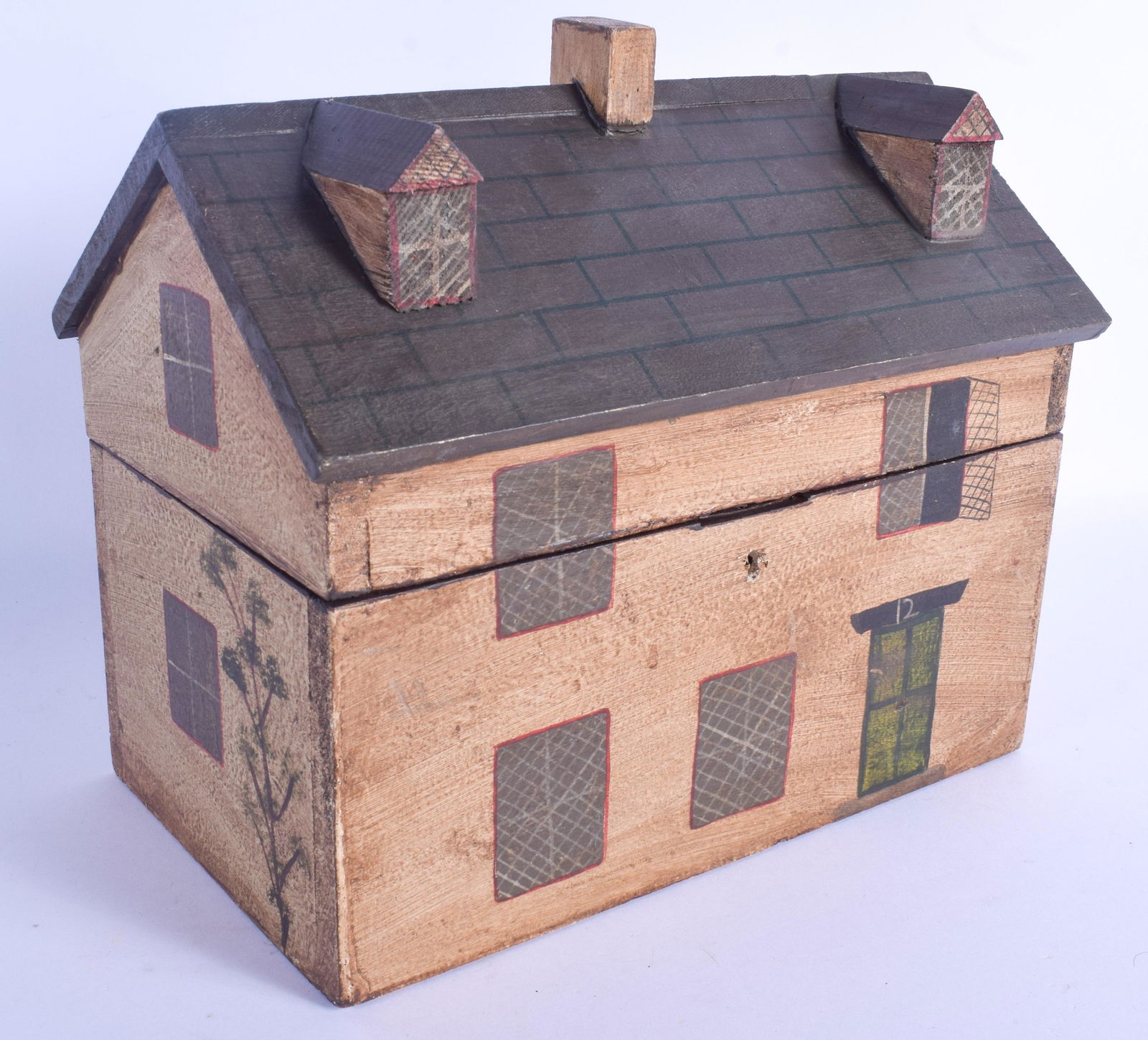 A CONTEMPORARY PAINTED FOLK ART WOOD BOX. 28 cm x 21 (1 of 4)