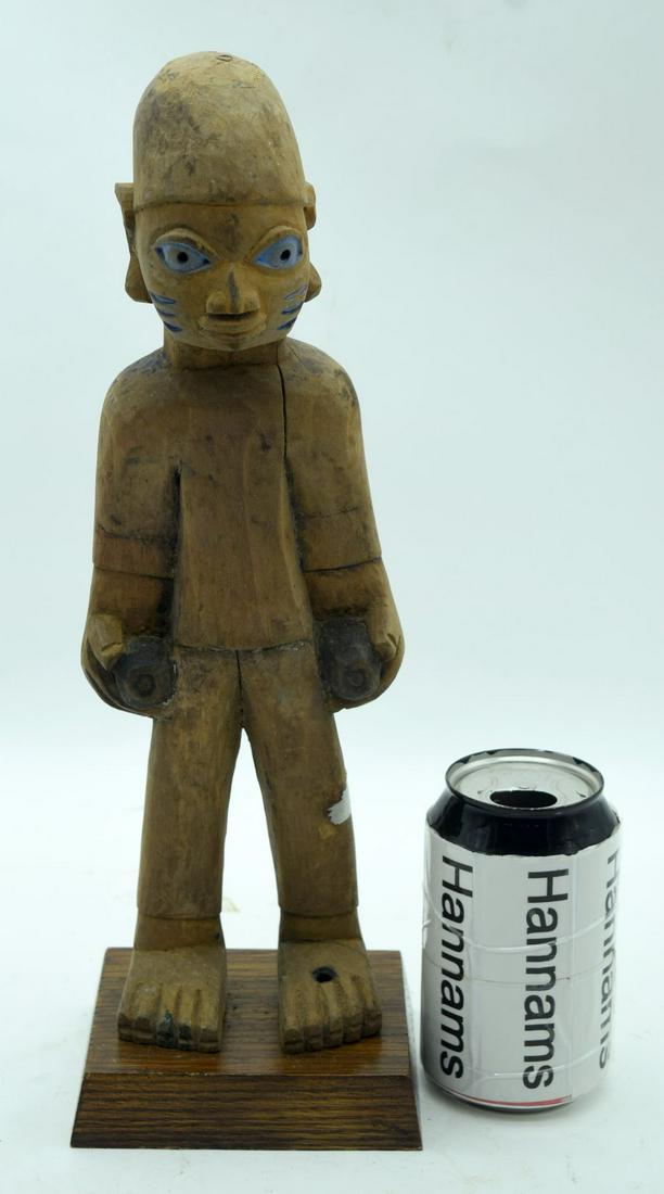 TRIBAL AFRICAN ART YORUBA TRIBAL FIGURE. Nigeria.: TRIBAL AFRICAN ART YORUBA TRIBAL FIGURE. Nigeria. 36cm x 11.5cm