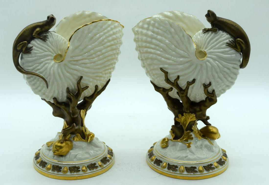 A RARE PAIR OF 19TH CENTURY ROYAL WORCESTER NAUTILUS (1 of 10)