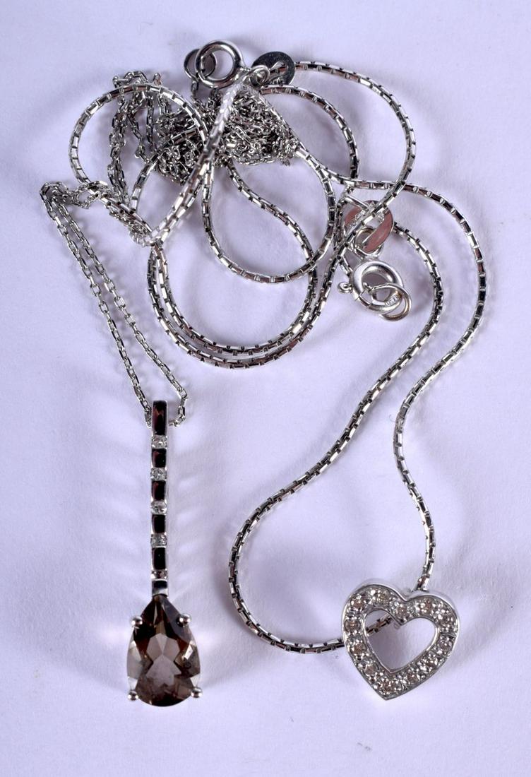 A 9CT GOLD GEM SET NECKLACE. 5 grams. Pendant 1.5 cm x (1 of 2)