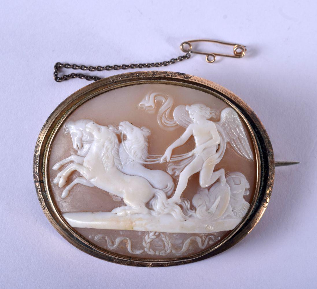 AN ANTIQUE YELLOW METAL CAMEO BROOCH. 19 grams. 6 cm x (1 of 2)
