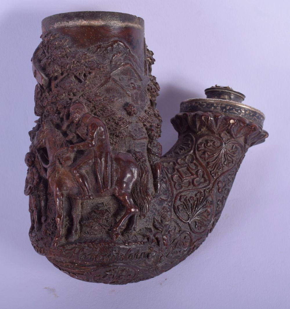 A FINE 19TH CENTURY BAVARIAN BLACK FOREST CARVED WOOD: A FINE 19TH CENTURY BAVARIAN BLACK FOREST CARVED WOOD PIPE wonderfully carved with figures, landscapes and extensive foliage. 10 cm x 8 cm.