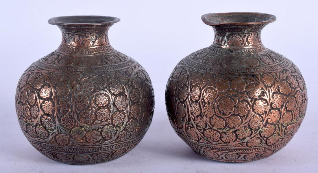 A PAIR OF 19TH CENTURY MIDDLE EASTERN KASHMIR MIXED (1 of 4)